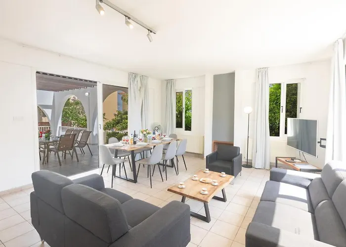 Renee 普罗塔拉斯